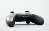 <p>A new connector for voice chat and other accessories can power a 5.1 headset without amplifiers. <p>A new connector for voice chat and other accessories can power a 5.1 headset without amplifiers.